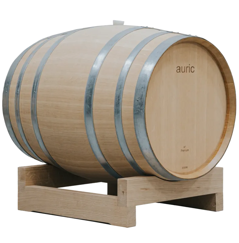 2.  DREVENÝ DUBOVÝ SUD   300 L