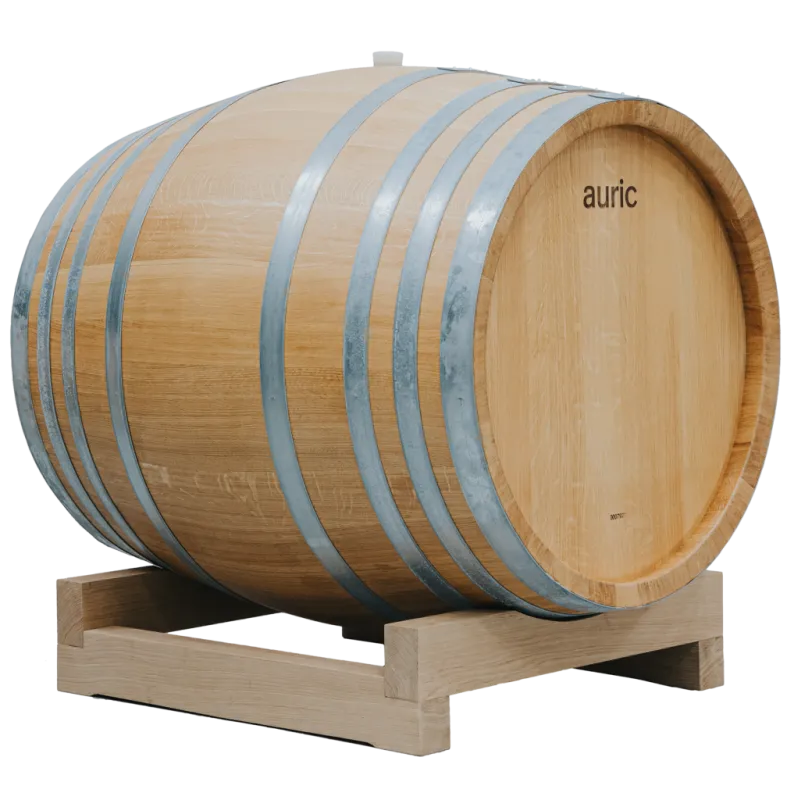 5.  DREVENÝ DUBOVÝ SUD   600 L